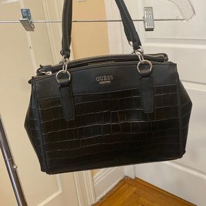 Guess black crock style material bag. Medium size